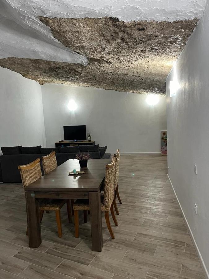 Cueva Lala Villa กรานาดิลญา เด อาโบนา ภายนอก รูปภาพ