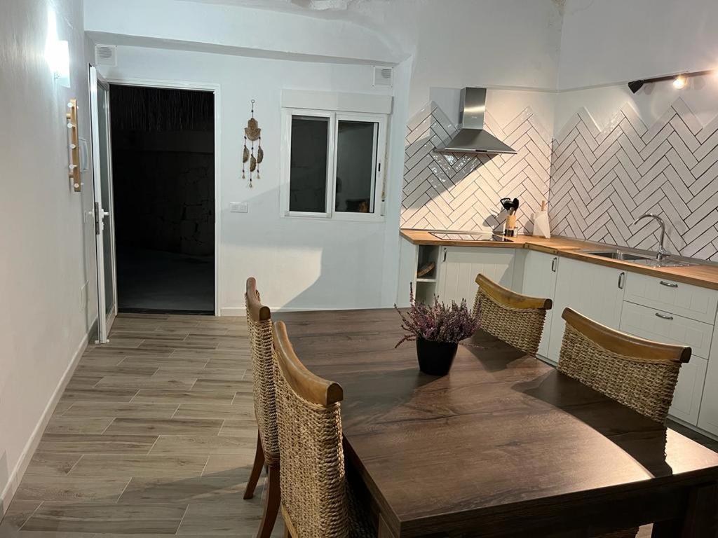 Cueva Lala Villa กรานาดิลญา เด อาโบนา ภายนอก รูปภาพ