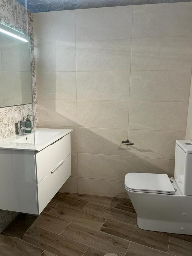 Cueva Lala Villa กรานาดิลญา เด อาโบนา ภายนอก รูปภาพ